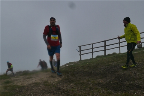 TRAIL di PIZZO San Michele N°3157 FOTO scattate a raffica in VETTA da Peppe Dalessio con nebbia e gran freddo - foto 2610