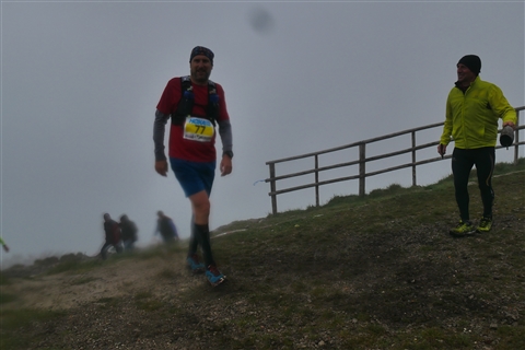 TRAIL di PIZZO San Michele N°3157 FOTO scattate a raffica in VETTA da Peppe Dalessio con nebbia e gran freddo - foto 2616