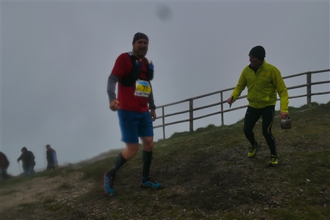 TRAIL di PIZZO San Michele N°3157 FOTO scattate a raffica in VETTA da Peppe Dalessio con nebbia e gran freddo - foto 2625