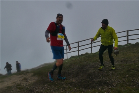 TRAIL di PIZZO San Michele N°3157 FOTO scattate a raffica in VETTA da Peppe Dalessio con nebbia e gran freddo - foto 2626