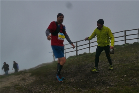 TRAIL di PIZZO San Michele N°3157 FOTO scattate a raffica in VETTA da Peppe Dalessio con nebbia e gran freddo - foto 2627