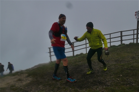 TRAIL di PIZZO San Michele N°3157 FOTO scattate a raffica in VETTA da Peppe Dalessio con nebbia e gran freddo - foto 2629