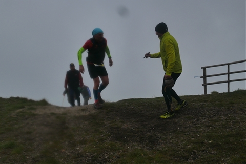 TRAIL di PIZZO San Michele N°3157 FOTO scattate a raffica in VETTA da Peppe Dalessio con nebbia e gran freddo - foto 2637