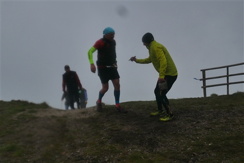 TRAIL di PIZZO San Michele N°3157 FOTO scattate a raffica in VETTA da Peppe Dalessio con nebbia e gran freddo - foto 2640