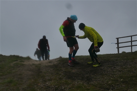 TRAIL di PIZZO San Michele N°3157 FOTO scattate a raffica in VETTA da Peppe Dalessio con nebbia e gran freddo - foto 2646