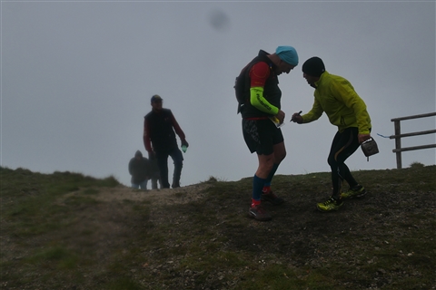TRAIL di PIZZO San Michele N°3157 FOTO scattate a raffica in VETTA da Peppe Dalessio con nebbia e gran freddo - foto 2654