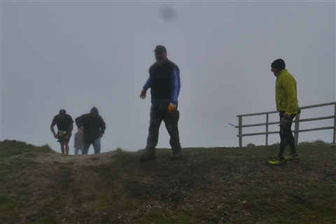 TRAIL di PIZZO San Michele N°3157 FOTO scattate a raffica in VETTA da Peppe Dalessio con nebbia e gran freddo - foto 2687