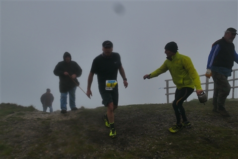 TRAIL di PIZZO San Michele N°3157 FOTO scattate a raffica in VETTA da Peppe Dalessio con nebbia e gran freddo - foto 2692