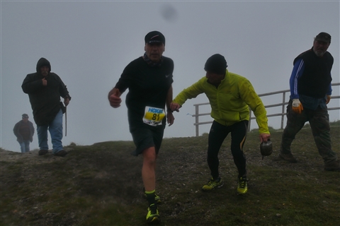 TRAIL di PIZZO San Michele N°3157 FOTO scattate a raffica in VETTA da Peppe Dalessio con nebbia e gran freddo - foto 2699