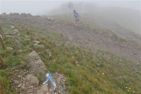 TRAIL di PIZZO San Michele N°3157 FOTO scattate a raffica in VETTA da Peppe Dalessio con nebbia e gran freddo - foto 2743