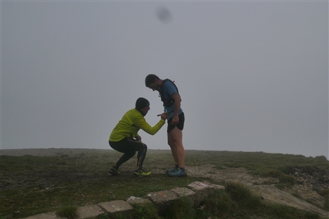 TRAIL di PIZZO San Michele N°3157 FOTO scattate a raffica in VETTA da Peppe Dalessio con nebbia e gran freddo - foto 2773