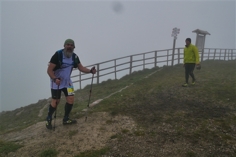 TRAIL di PIZZO San Michele N°3157 FOTO scattate a raffica in VETTA da Peppe Dalessio con nebbia e gran freddo - foto 2796