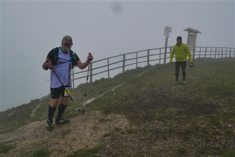 TRAIL di PIZZO San Michele N°3157 FOTO scattate a raffica in VETTA da Peppe Dalessio con nebbia e gran freddo - foto 2806