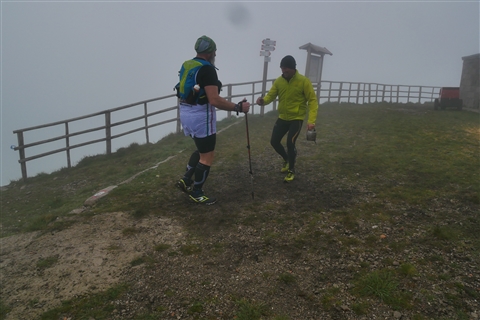 TRAIL di PIZZO San Michele N°3157 FOTO scattate a raffica in VETTA da Peppe Dalessio con nebbia e gran freddo - foto 2825