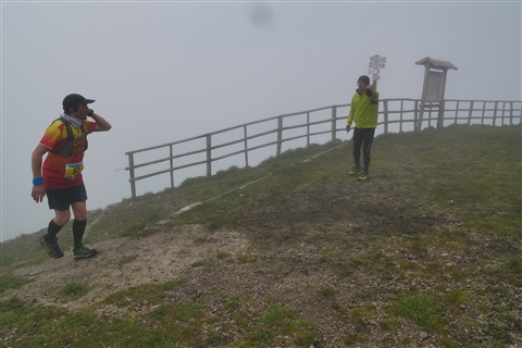 TRAIL di PIZZO San Michele N°3157 FOTO scattate a raffica in VETTA da Peppe Dalessio con nebbia e gran freddo - foto 2830