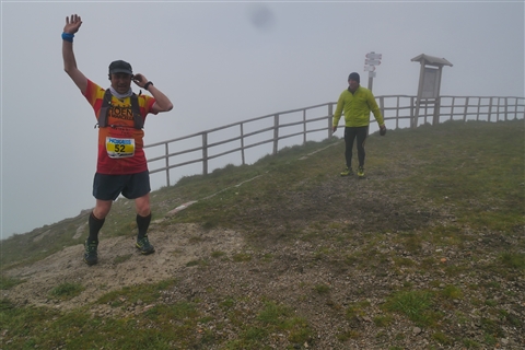 TRAIL di PIZZO San Michele N°3157 FOTO scattate a raffica in VETTA da Peppe Dalessio con nebbia e gran freddo - foto 2838