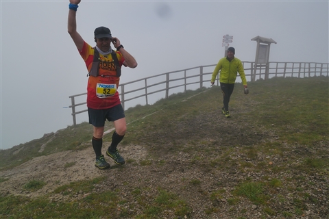 TRAIL di PIZZO San Michele N°3157 FOTO scattate a raffica in VETTA da Peppe Dalessio con nebbia e gran freddo - foto 2844