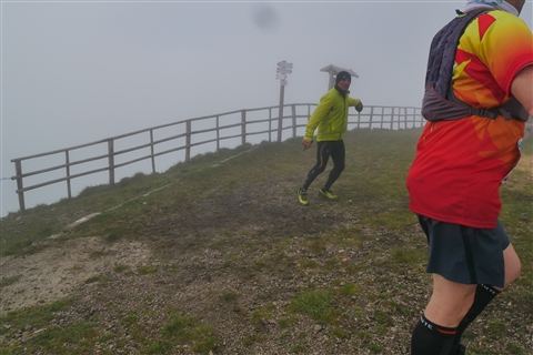 TRAIL di PIZZO San Michele N°3157 FOTO scattate a raffica in VETTA da Peppe Dalessio con nebbia e gran freddo - foto 2860