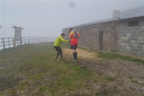 TRAIL di PIZZO San Michele N°3157 FOTO scattate a raffica in VETTA da Peppe Dalessio con nebbia e gran freddo - foto 2871