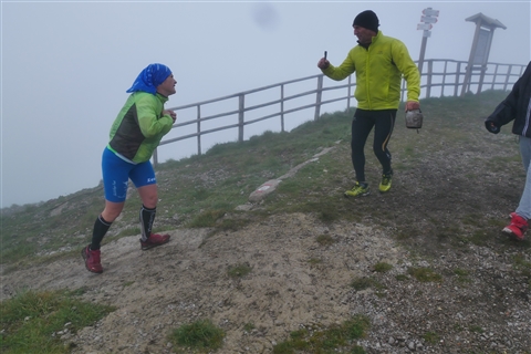 TRAIL di PIZZO San Michele N°3157 FOTO scattate a raffica in VETTA da Peppe Dalessio con nebbia e gran freddo - foto 2877