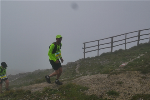 TRAIL di PIZZO San Michele N°3157 FOTO scattate a raffica in VETTA da Peppe Dalessio con nebbia e gran freddo - foto 2925