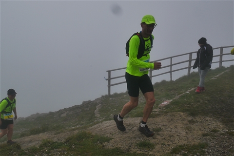TRAIL di PIZZO San Michele N°3157 FOTO scattate a raffica in VETTA da Peppe Dalessio con nebbia e gran freddo - foto 2937