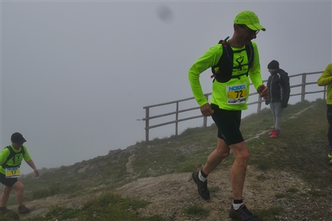 TRAIL di PIZZO San Michele N°3157 FOTO scattate a raffica in VETTA da Peppe Dalessio con nebbia e gran freddo - foto 2940