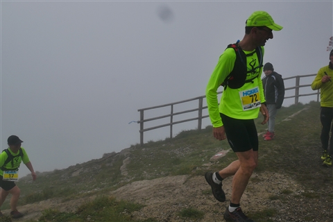 TRAIL di PIZZO San Michele N°3157 FOTO scattate a raffica in VETTA da Peppe Dalessio con nebbia e gran freddo - foto 2941