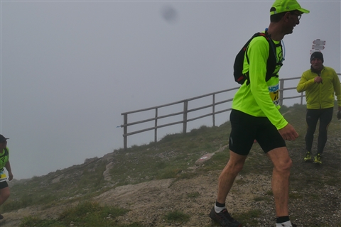 TRAIL di PIZZO San Michele N°3157 FOTO scattate a raffica in VETTA da Peppe Dalessio con nebbia e gran freddo - foto 2943