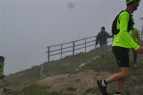 TRAIL di PIZZO San Michele N°3157 FOTO scattate a raffica in VETTA da Peppe Dalessio con nebbia e gran freddo - foto 2945