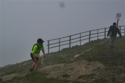 TRAIL di PIZZO San Michele N°3157 FOTO scattate a raffica in VETTA da Peppe Dalessio con nebbia e gran freddo - foto 2950