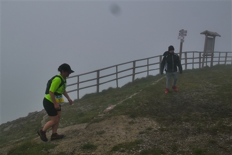 TRAIL di PIZZO San Michele N°3157 FOTO scattate a raffica in VETTA da Peppe Dalessio con nebbia e gran freddo - foto 2957