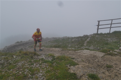 TRAIL di PIZZO San Michele N°3157 FOTO scattate a raffica in VETTA da Peppe Dalessio con nebbia e gran freddo - foto 2989