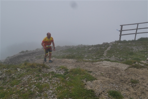 TRAIL di PIZZO San Michele N°3157 FOTO scattate a raffica in VETTA da Peppe Dalessio con nebbia e gran freddo - foto 2990