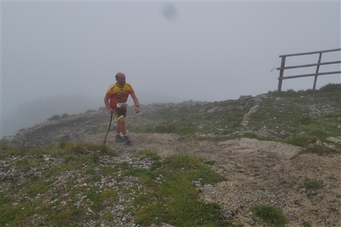 TRAIL di PIZZO San Michele N°3157 FOTO scattate a raffica in VETTA da Peppe Dalessio con nebbia e gran freddo - foto 2992