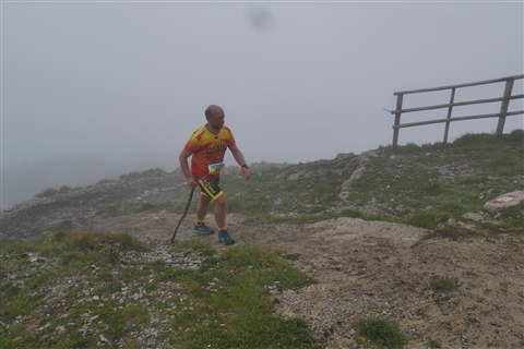 TRAIL di PIZZO San Michele N°3157 FOTO scattate a raffica in VETTA da Peppe Dalessio con nebbia e gran freddo - foto 3002
