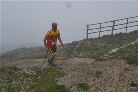 TRAIL di PIZZO San Michele N°3157 FOTO scattate a raffica in VETTA da Peppe Dalessio con nebbia e gran freddo - foto 3010