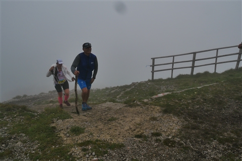 TRAIL di PIZZO San Michele N°3157 FOTO scattate a raffica in VETTA da Peppe Dalessio con nebbia e gran freddo - foto 3033