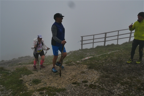 TRAIL di PIZZO San Michele N°3157 FOTO scattate a raffica in VETTA da Peppe Dalessio con nebbia e gran freddo - foto 3046