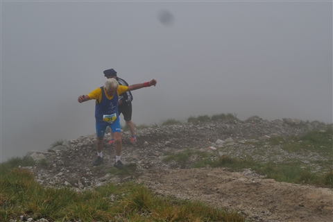 TRAIL di PIZZO San Michele N°3157 FOTO scattate a raffica in VETTA da Peppe Dalessio con nebbia e gran freddo - foto 3079