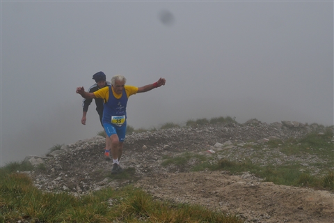 TRAIL di PIZZO San Michele N°3157 FOTO scattate a raffica in VETTA da Peppe Dalessio con nebbia e gran freddo - foto 3084
