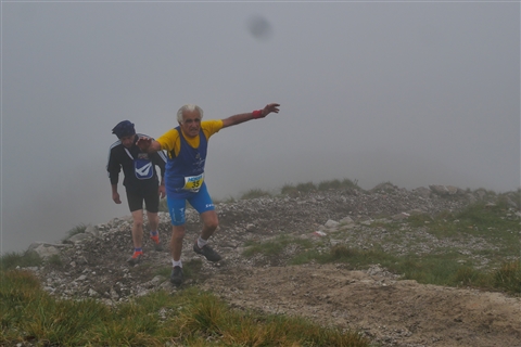 TRAIL di PIZZO San Michele N°3157 FOTO scattate a raffica in VETTA da Peppe Dalessio con nebbia e gran freddo - foto 3091