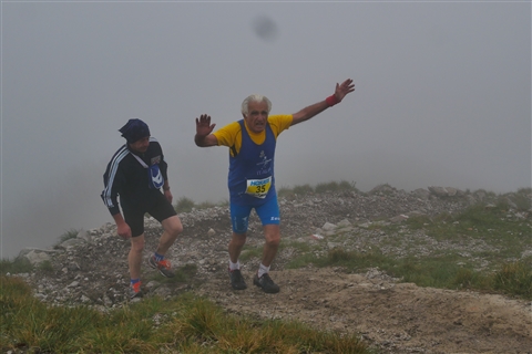 TRAIL di PIZZO San Michele N°3157 FOTO scattate a raffica in VETTA da Peppe Dalessio con nebbia e gran freddo - foto 3103