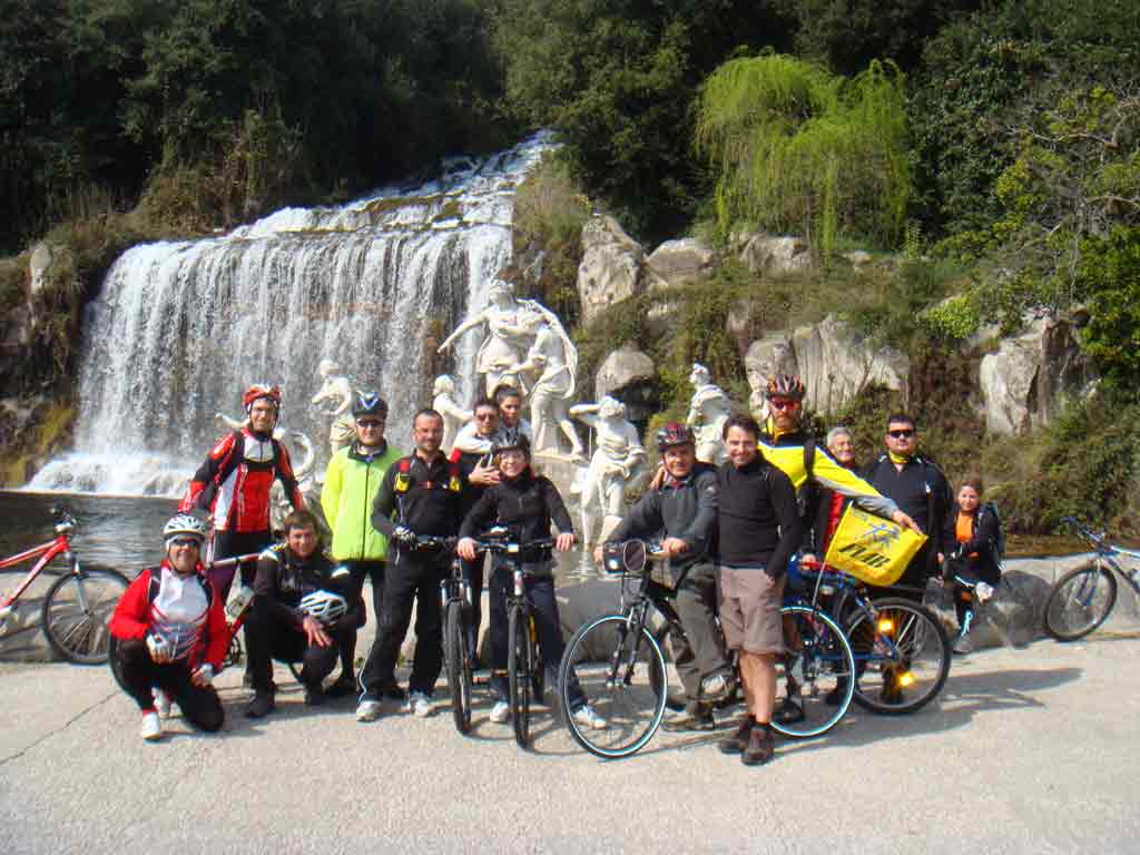 Giardini della Reggia di Caserta e Caserta Vecchia  F.I.A.B -Salerno-