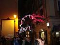 Passeggiata per le strade illuminate di Salerno - foto 51